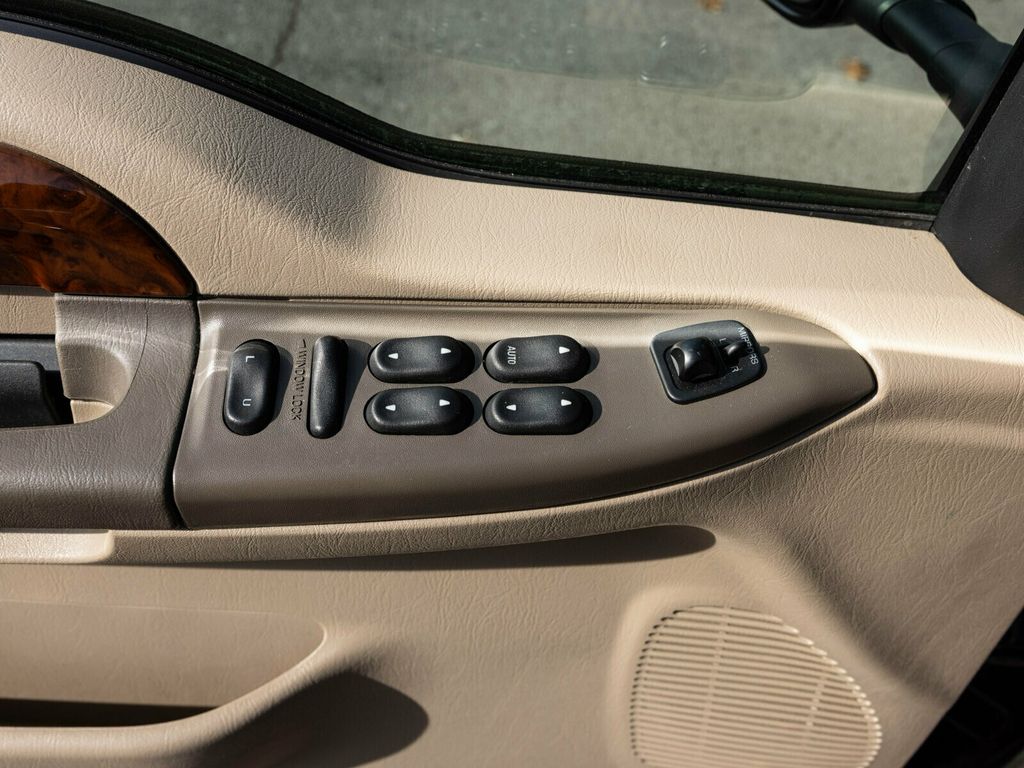 2001 Ford Excursion 7.3L (444) DI V8 Turbo Diesel Engine - 22958184 - 24