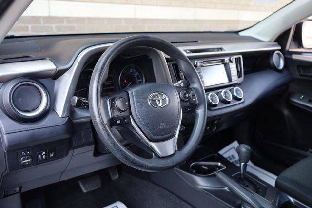 2001 Ford Explorer 4dr 112" WB Limited AWD - 23015945 - 13