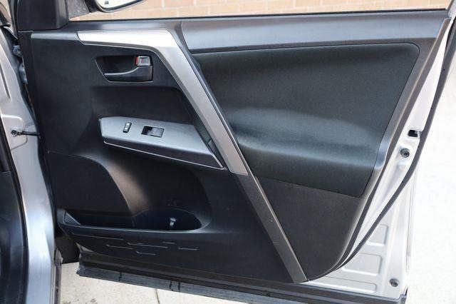 2001 Ford Explorer 4dr 112" WB Limited AWD - 23015945 - 24