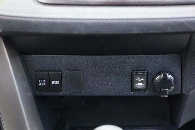 2001 Ford Explorer 4dr 112" WB Limited AWD - 23015945 - 38