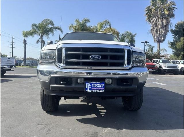 2001 Ford F350 Super Duty Crew Cab LARIAT 4X4 5SPEED MANUAL TRANS 6.8L GAS CLEAN - 22461294 - 1