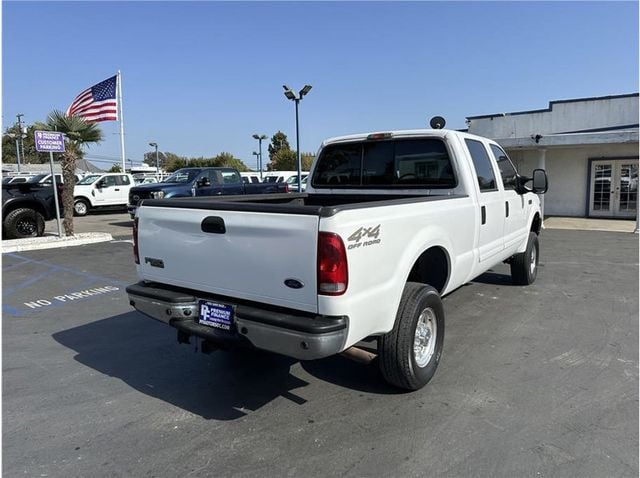 2001 Ford F350 Super Duty Crew Cab LARIAT 4X4 5SPEED MANUAL TRANS 6.8L GAS CLEAN - 22461294 - 4