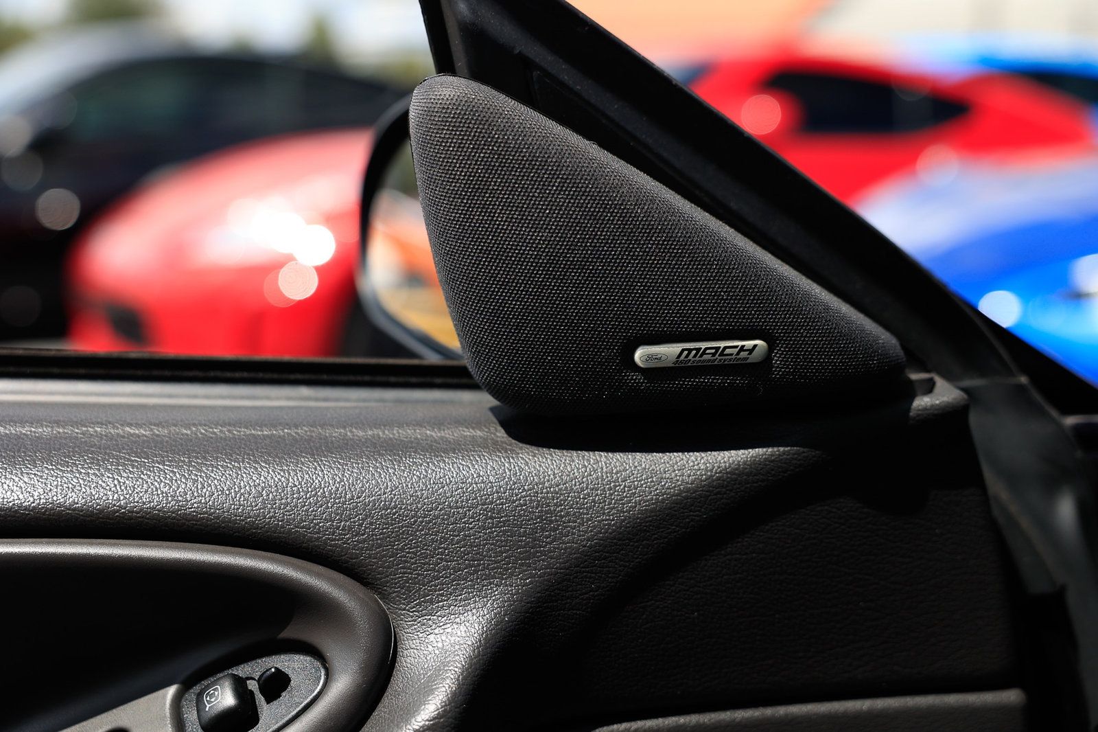 2001 Ford Mustang GT Bullitt photo 38
