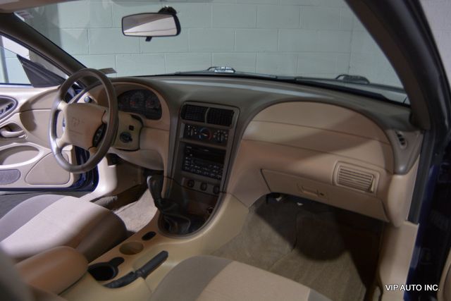 2001 Ford Mustang 2dr Coupe Standard - 22845857 - 9