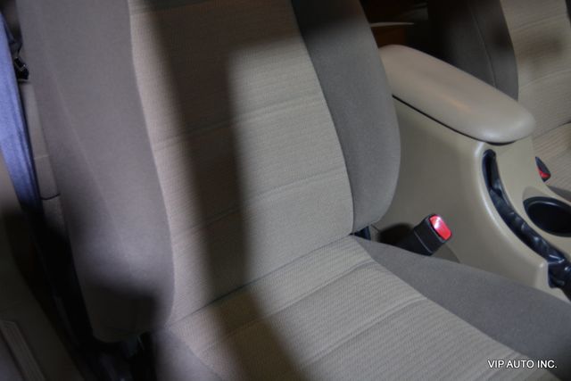 2001 Ford Mustang 2dr Coupe Standard - 22845857 - 18