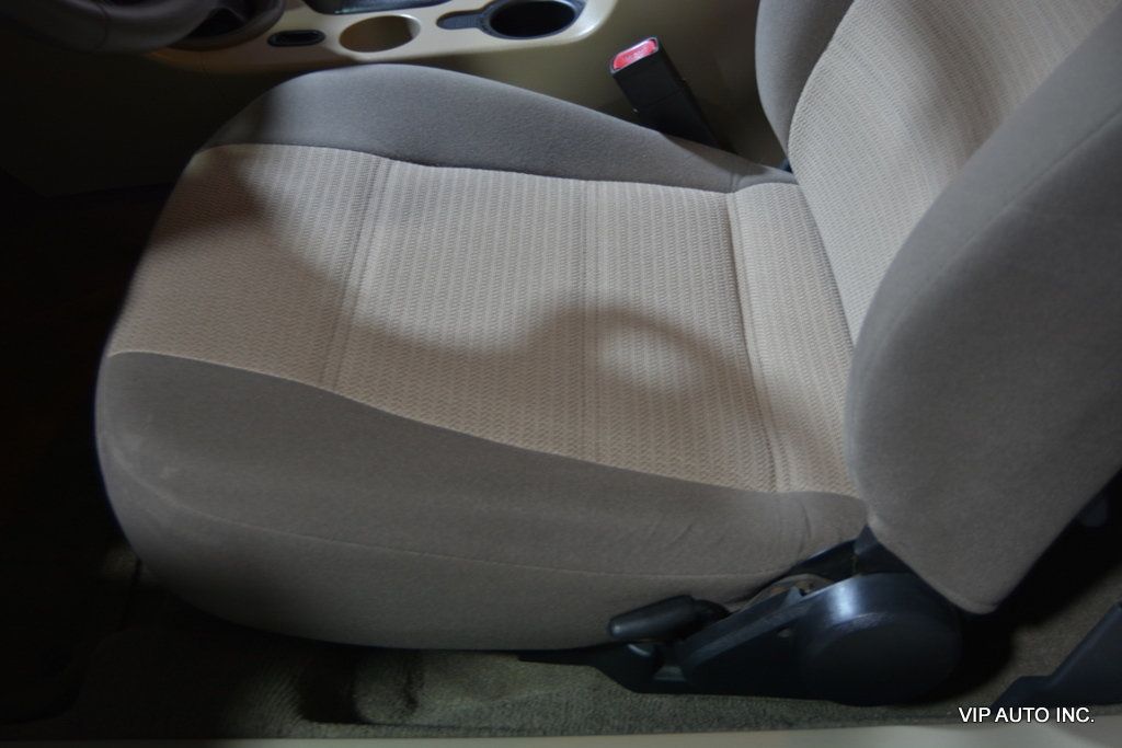 2001 Ford Mustang 2dr Coupe Standard - 22845857 - 19