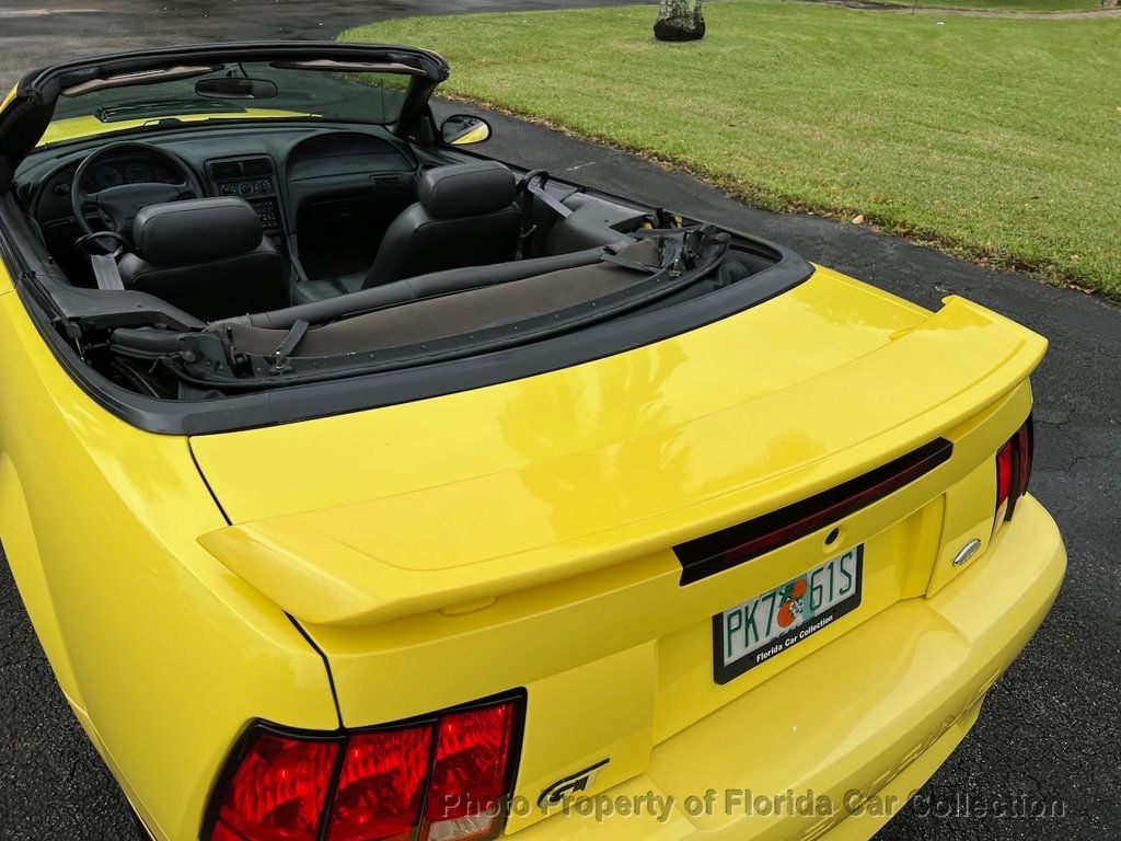 2001 Ford Mustang GT Convertible Premium - 22624290 - 21