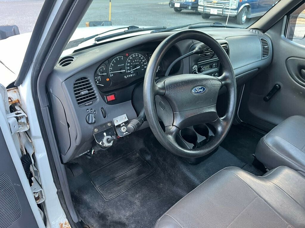 2001 Ford Ranger 4.0L Regular Cab Long bed 4x4 with Myers snow Plow - 22947561 - 20