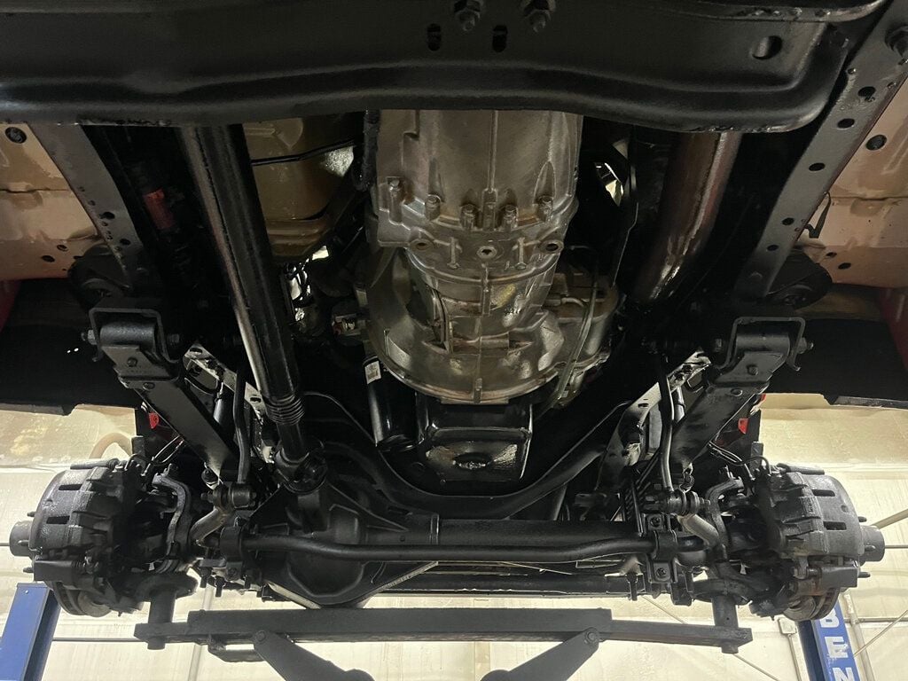 2001 Ford Super Duty F-250 Regular Cab Long Bed 4x4 7.3L Powerstroke Diesel 6-speed Manual  - 22999385 - 24