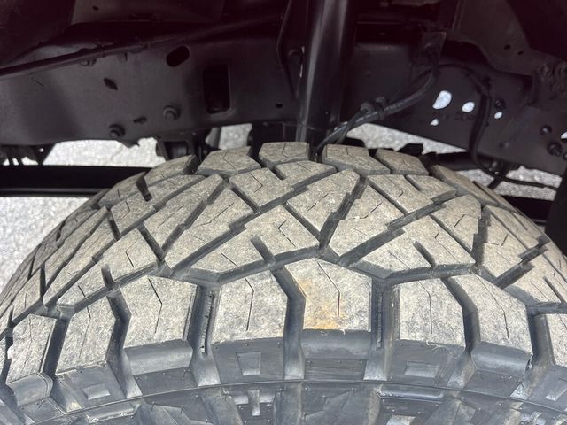 2001 Ford Super Duty F-250 Regular Cab Long Bed 4x4 7.3L Powerstroke Diesel 6-speed Manual  - 22999385 - 36