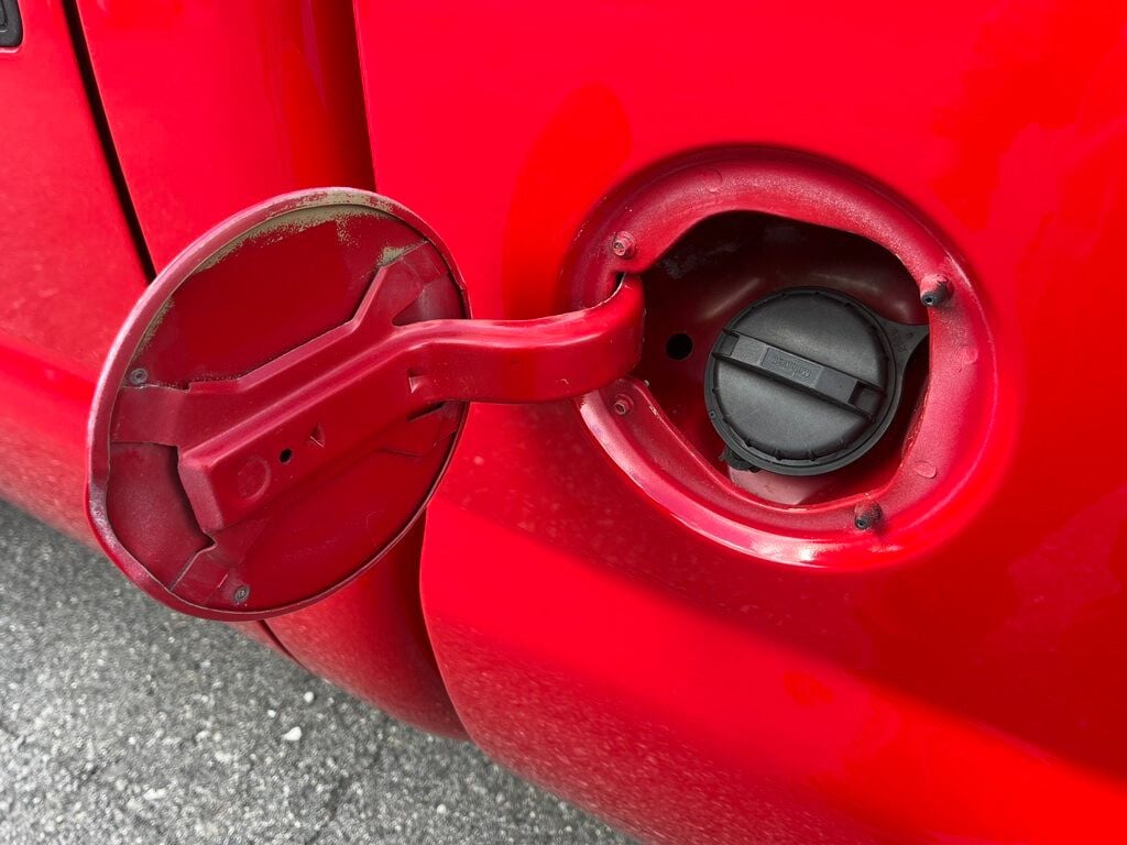 2001 Ford Super Duty F-250 Regular Cab Long Bed 4x4 7.3L Powerstroke Diesel 6-speed Manual  - 22999385 - 40