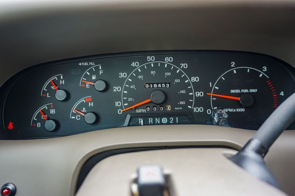 2001 Ford F-350 Lariat photo 20