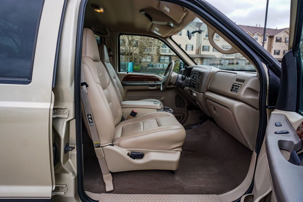 2001 Ford F-350 Lariat photo 27