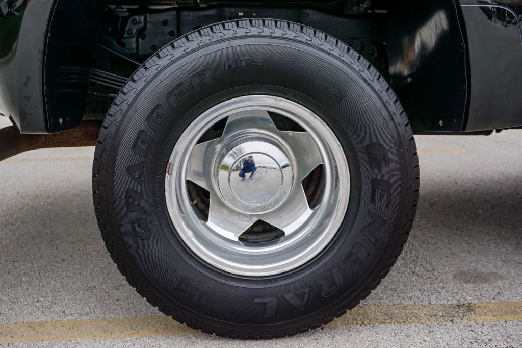 2001 Ford F-350 Lariat photo 32