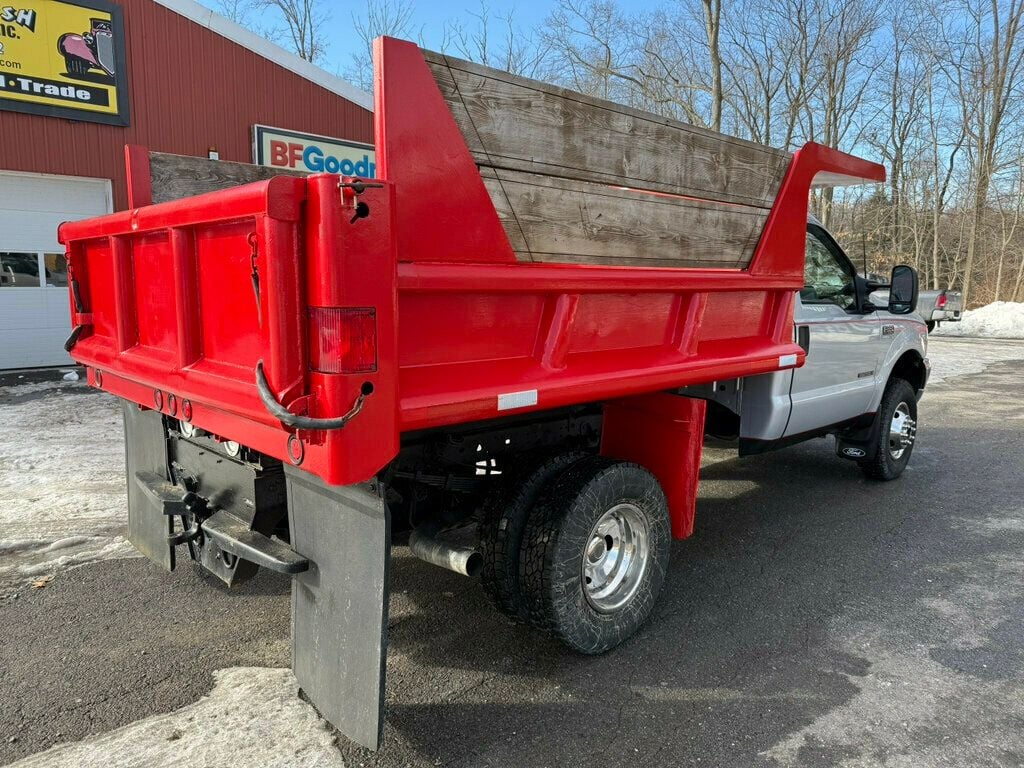 2001 Ford Super Duty F-350 DRW Cab-Chassis ONE OWNER - ALL STOCK 7.3L POWERSTROKE - 22582725 - 2