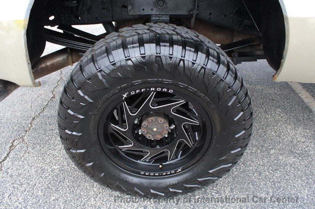 2001 Ford Super Duty F-350 SRW Lariat Crew Cab  4WD - New wheels & tires!  - 22683102 - 32