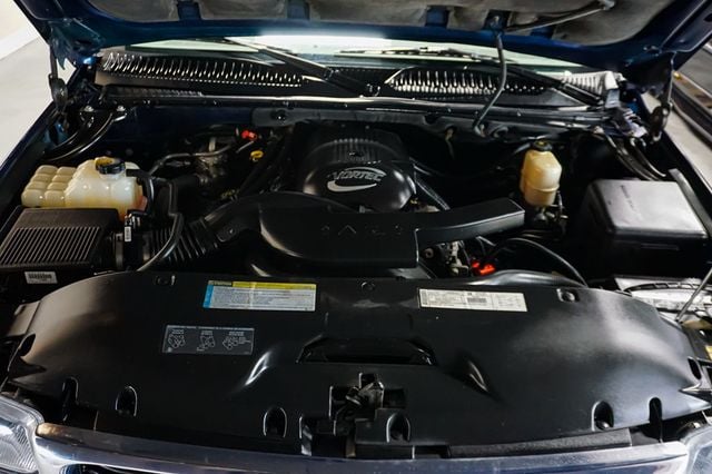 2001 GMC Yukon XL *Yukon XL SLT* *4WD* *5.3L V8* *Rear Barn Doors* - 23019839 - 14