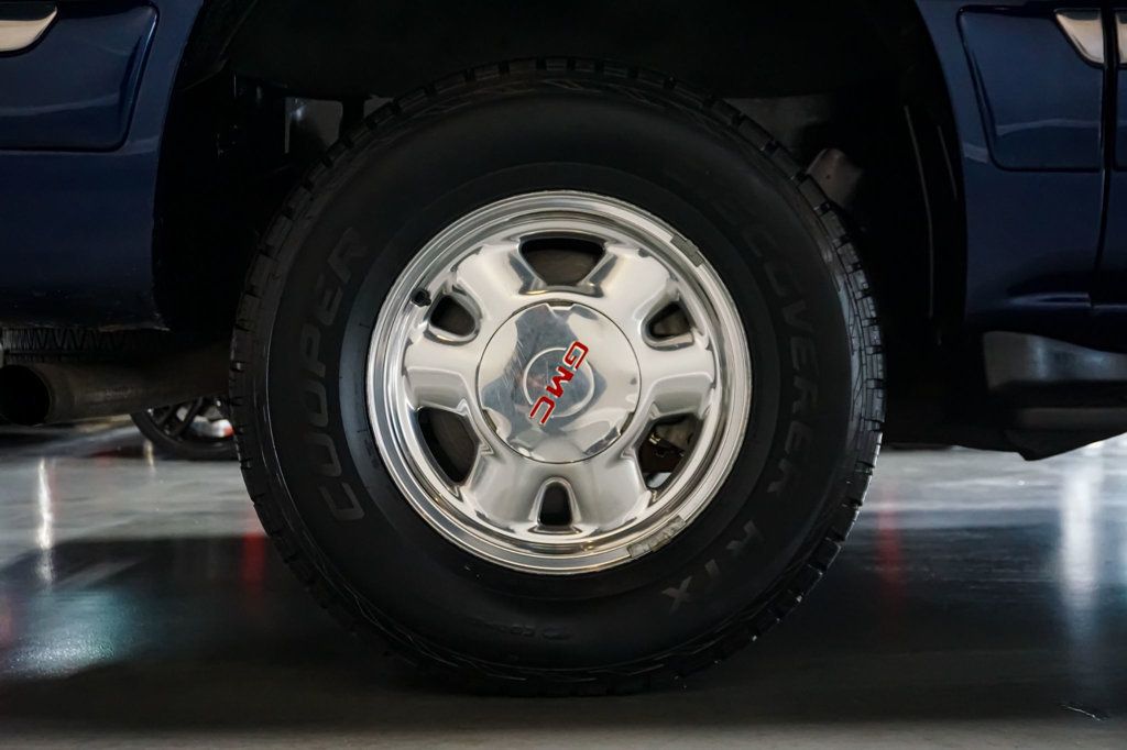 2001 GMC Yukon XL *Yukon XL SLT* *4WD* *5.3L V8* *Rear Barn Doors* - 23019839 - 46