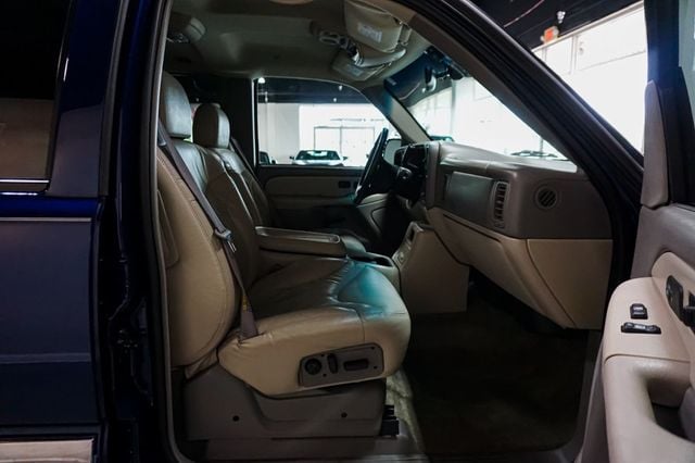 2001 GMC Yukon XL *Yukon XL SLT* *4WD* *5.3L V8* *Rear Barn Doors* - 23019839 - 47