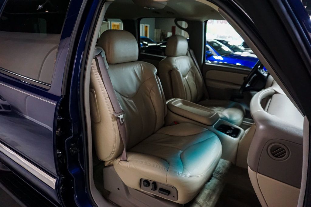 2001 GMC Yukon XL *Yukon XL SLT* *4WD* *5.3L V8* *Rear Barn Doors* - 23019839 - 48