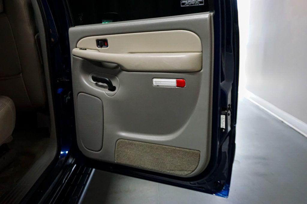 2001 GMC Yukon XL *Yukon XL SLT* *4WD* *5.3L V8* *Rear Barn Doors* - 23019839 - 49