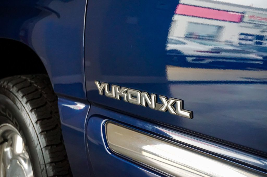 2001 GMC Yukon XL *Yukon XL SLT* *4WD* *5.3L V8* *Rear Barn Doors* - 23019839 - 53