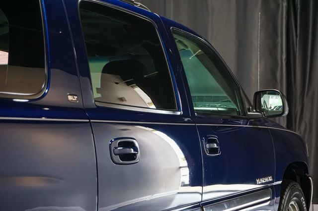2001 GMC Yukon XL *Yukon XL SLT* *4WD* *5.3L V8* *Rear Barn Doors* - 23019839 - 57