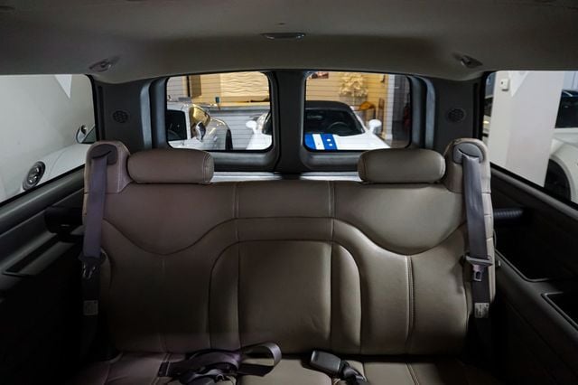 2001 GMC Yukon XL *Yukon XL SLT* *4WD* *5.3L V8* *Rear Barn Doors* - 23019839 - 66