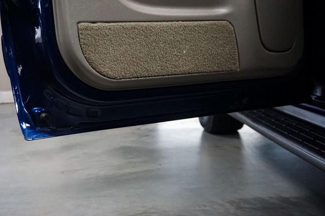 2001 GMC Yukon XL *Yukon XL SLT* *4WD* *5.3L V8* *Rear Barn Doors* - 23019839 - 71