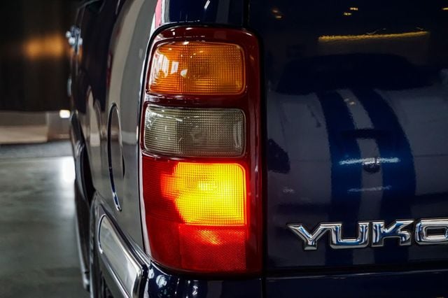 2001 GMC Yukon XL *Yukon XL SLT* *4WD* *5.3L V8* *Rear Barn Doors* - 23019839 - 75