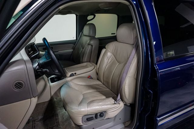 2001 GMC Yukon XL *Yukon XL SLT* *4WD* *5.3L V8* *Rear Barn Doors* - 23019839 - 8