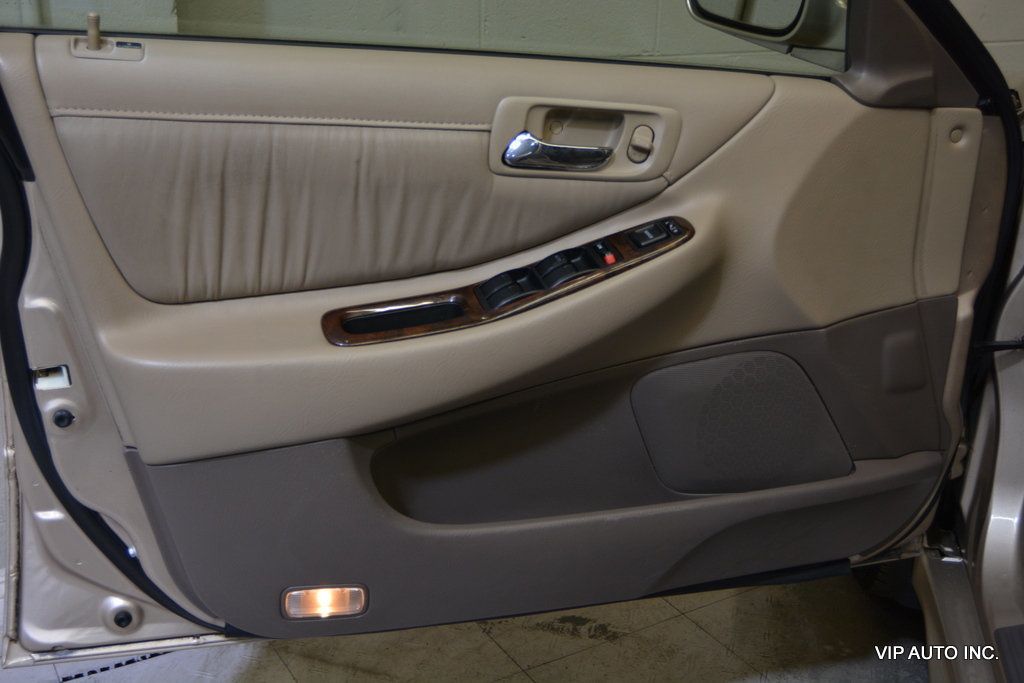 2001 Honda Accord Sedan EX Automatic V6 w/Leather - 22923826 - 6