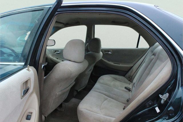 2001 Honda Accord Sedan LX Automatic - 23016893 - 5