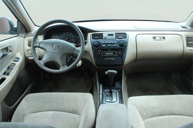 2001 Honda Accord Sedan LX Automatic - 23016893 - 6