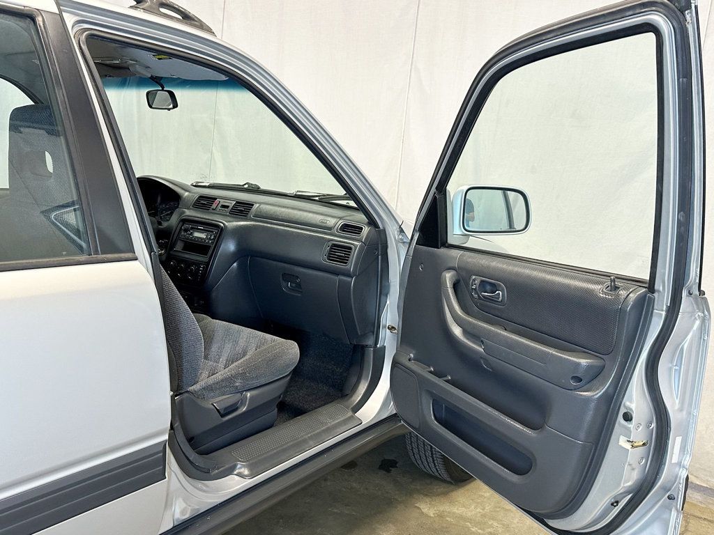 2001 Honda CR-V 4WD EX Manual - 23060450 - 15