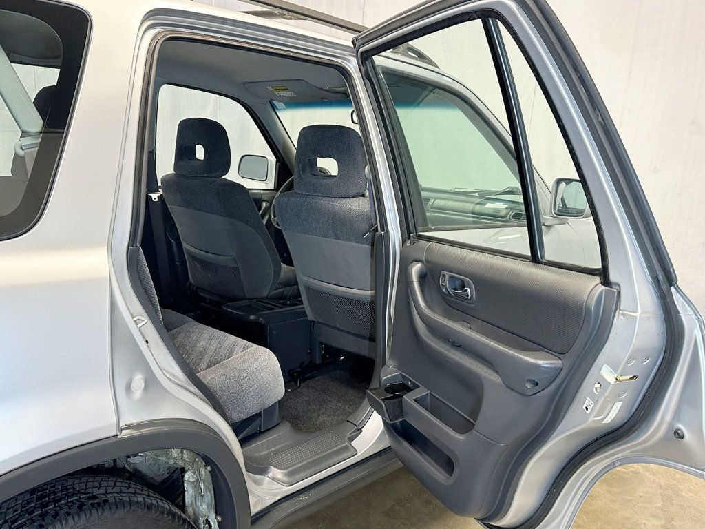 2001 Honda CR-V 4WD EX Manual - 23060450 - 30