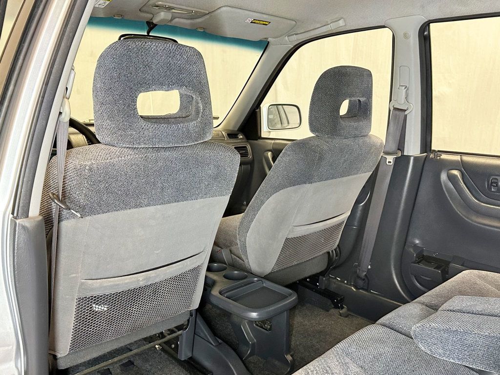 2001 Honda CR-V 4WD EX Manual - 23060450 - 31