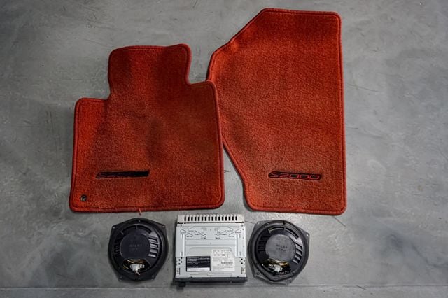 2001 Honda S2000 *S2000 Convertible* *6-Speed Manual* *Low Miles* - 22928017 - 75