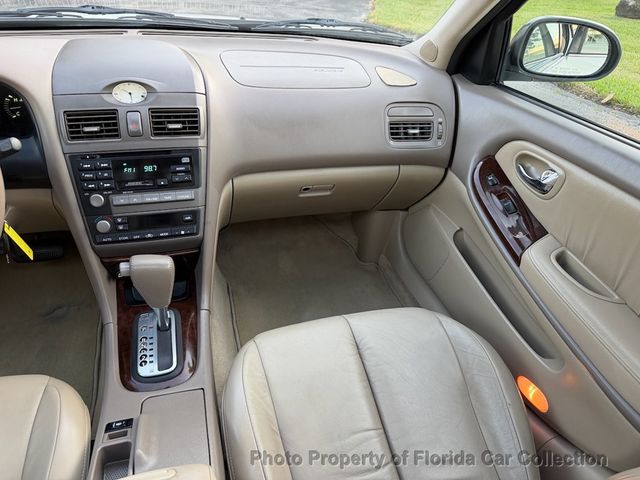 2001 INFINITI I30 Sedan Touring - 22962139 - 11