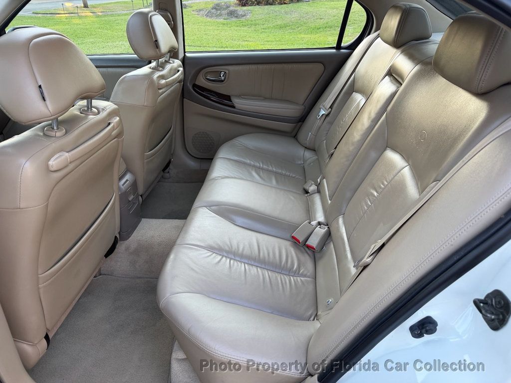 2001 INFINITI I30 Sedan Touring - 22962139 - 36