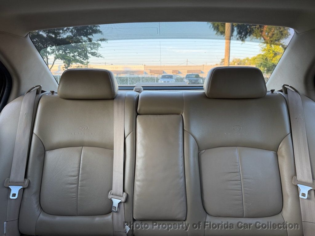 2001 INFINITI I30 Sedan Touring - 22962139 - 55