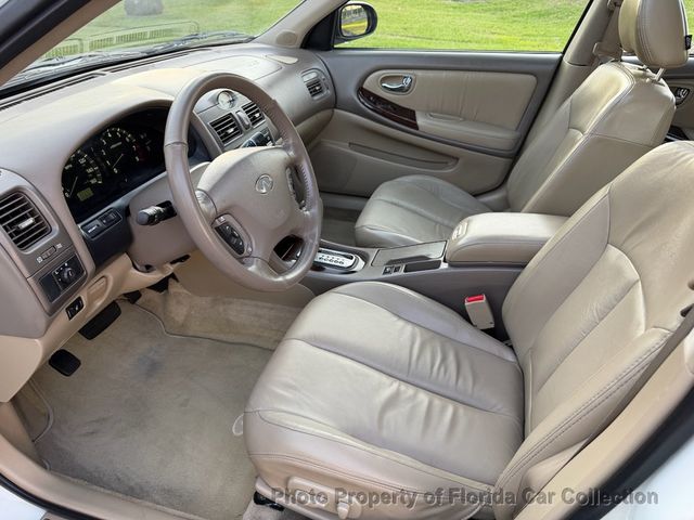 2001 INFINITI I30 Sedan Touring - 22962139 - 6