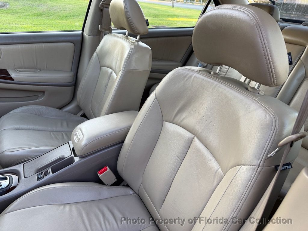 2001 INFINITI I30 Sedan Touring - 22962139 - 7