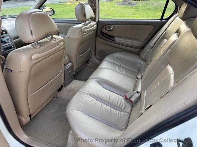 2001 INFINITI I30 Sedan Touring - 22962139 - 8