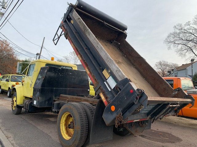 2001 International 4300 LP 11 FOOT DUMP TRUCK MANY EXTRAS 48K MILES PTO NON CDL - 22208595 - 3