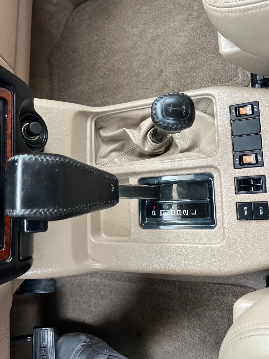 2001 Isuzu Trooper photo 37