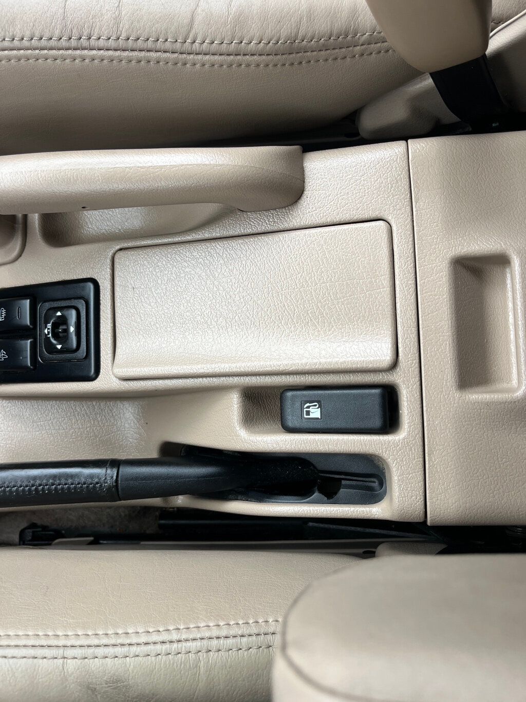 2001 Isuzu Trooper photo 39
