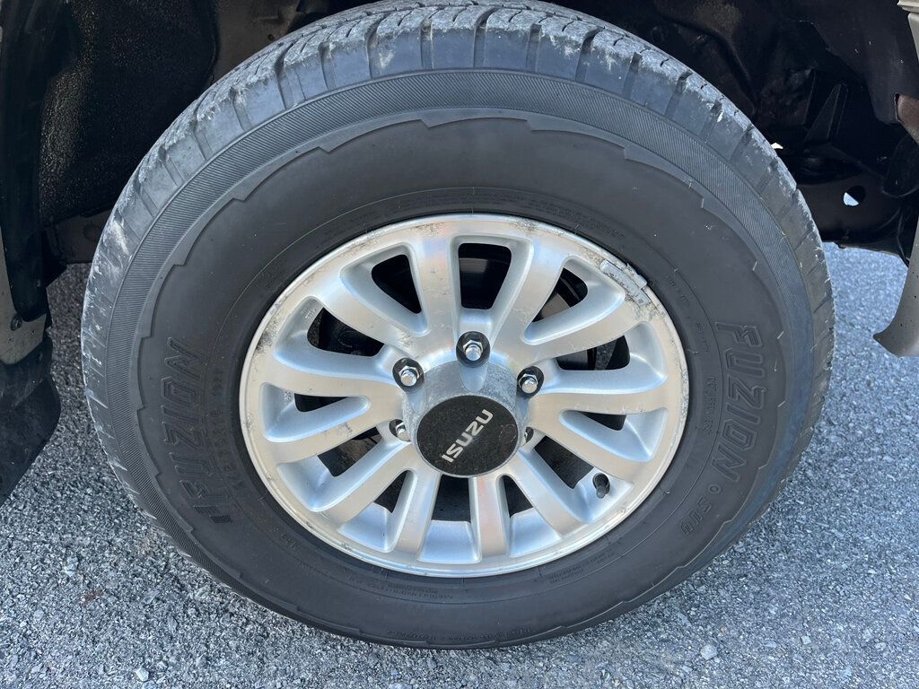 2001 Isuzu Trooper photo 52