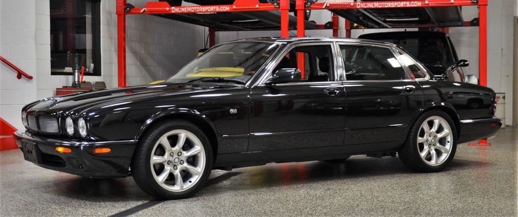 2001 Jaguar XJR  - 20303617 - 16