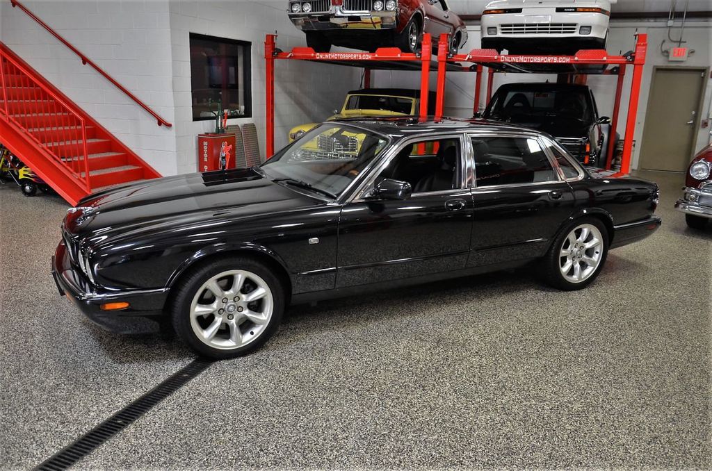 2001 Jaguar XJR  - 20303617 - 30